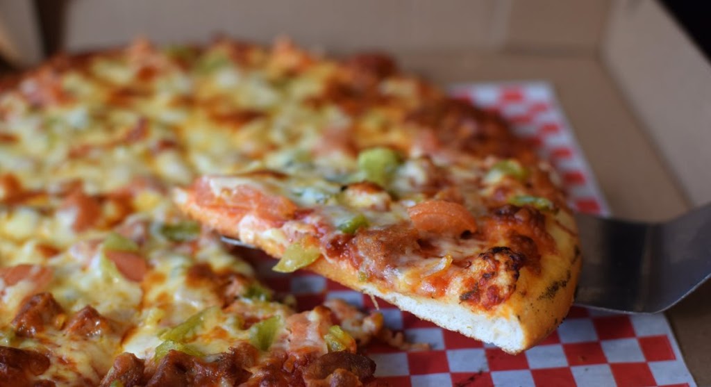 Mountain Shores Pizza | 582 Cameron St, Collingwood, ON L9Y 2J3, Canada | Phone: (705) 445-8706