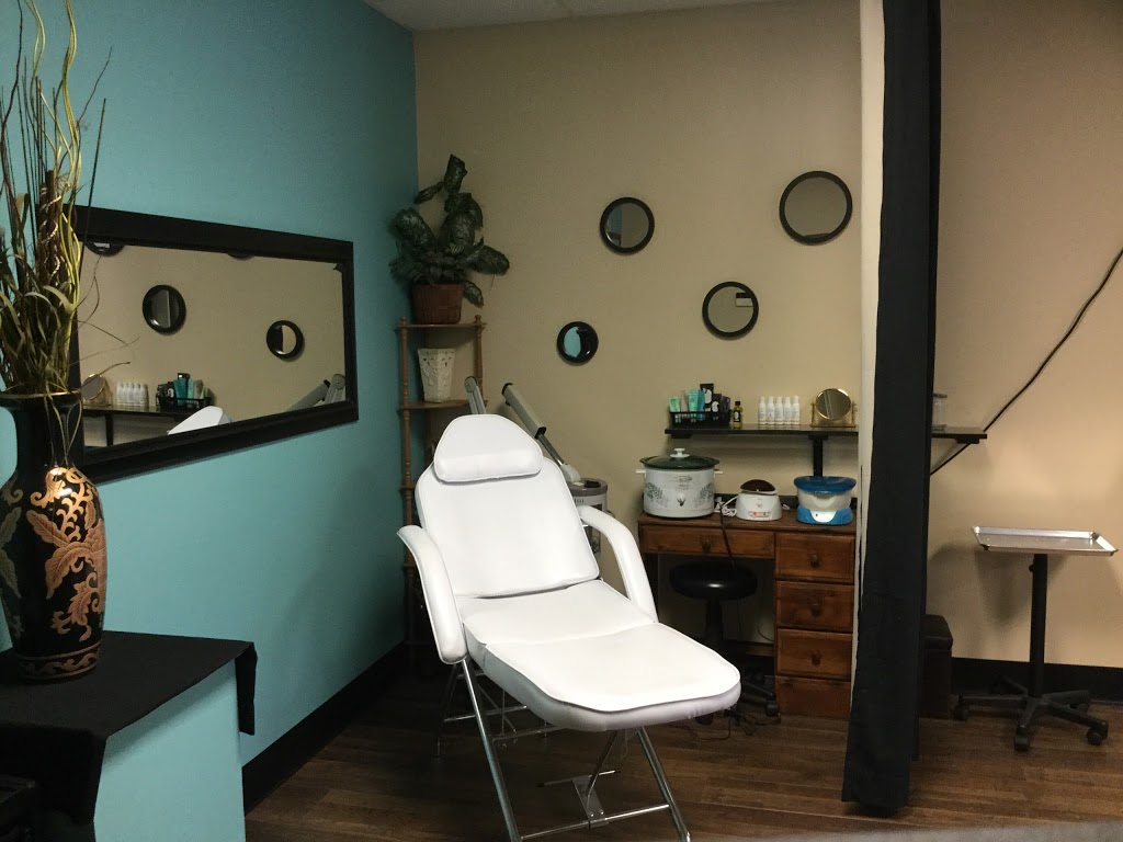 Yvonnes Hair Salon | 3037 Lockport Olcott Rd, Newfane, NY 14108, USA | Phone: (716) 280-3418