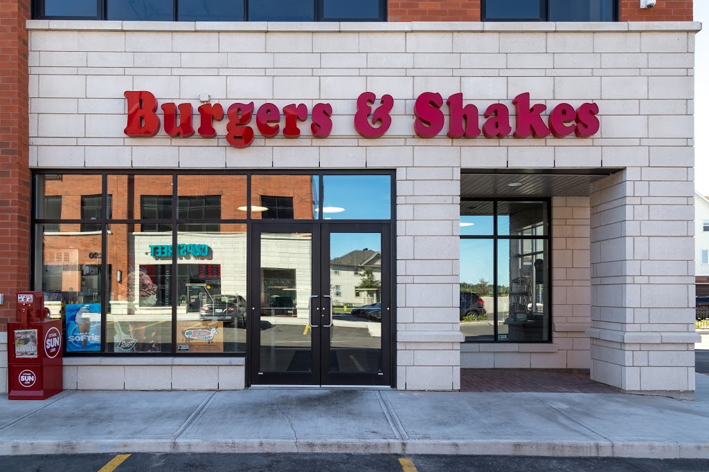 Burgers and Shakes | 220 Kennevale Dr, Ottawa, ON K2J 6B6, Canada | Phone: (613) 440-4005