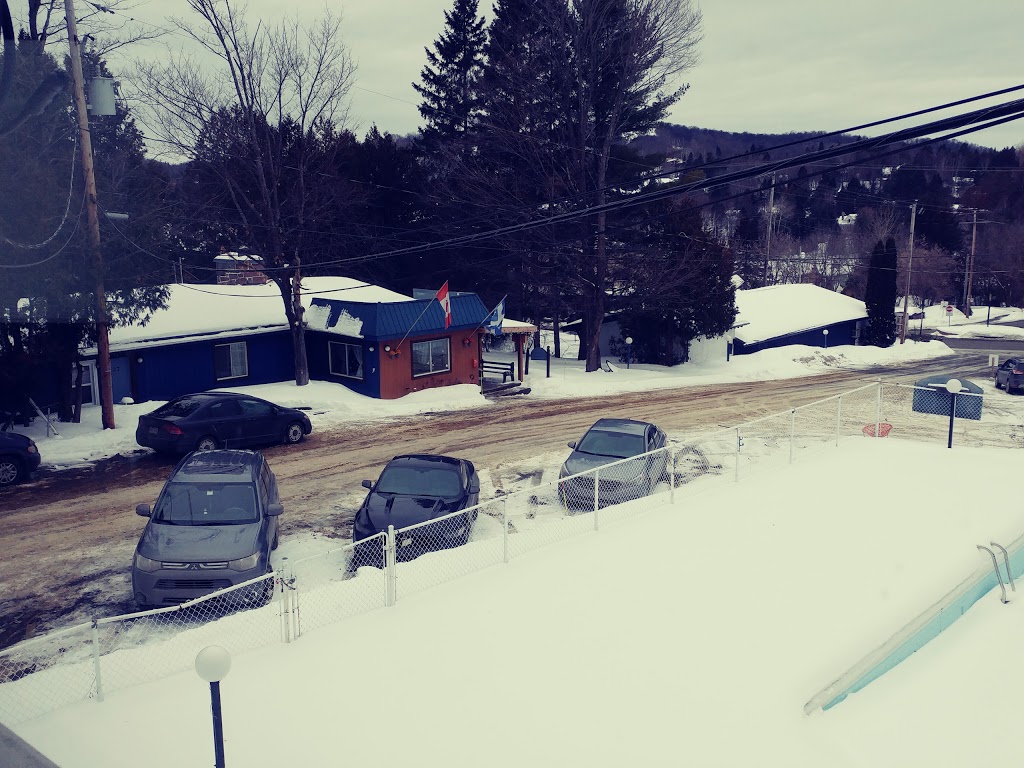 Motel Chantolac | 156 Rue Morin, Sainte-Adèle, QC J8B 2P7, Canada | Phone: (450) 229-3593