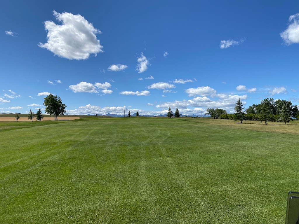 Pincher Creek Golf Club | 942 Hyde St, Pincher Creek, AB T0K 1W0, Canada | Phone: (403) 627-2126