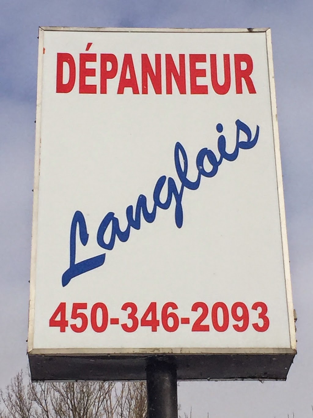 Dépanneur Livraison Langlois | 378 Chemin des Patriotes E, Saint-Jean-sur-Richelieu, QC J3A 1J2, Canada | Phone: (450) 346-2093