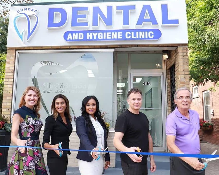 Dundas Dental and Hygiene Clinic | 4154 Dundas St W, Etobicoke, ON M8X 1X3, Canada | Phone: (416) 233-1933