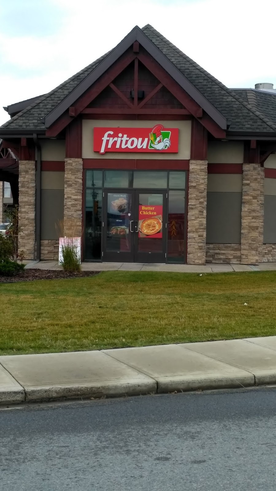 Fritou Fried Chicken | 55 Skyview Ranch Rd, Calgary, AB T3N 0E4, Canada | Phone: (403) 290-0444