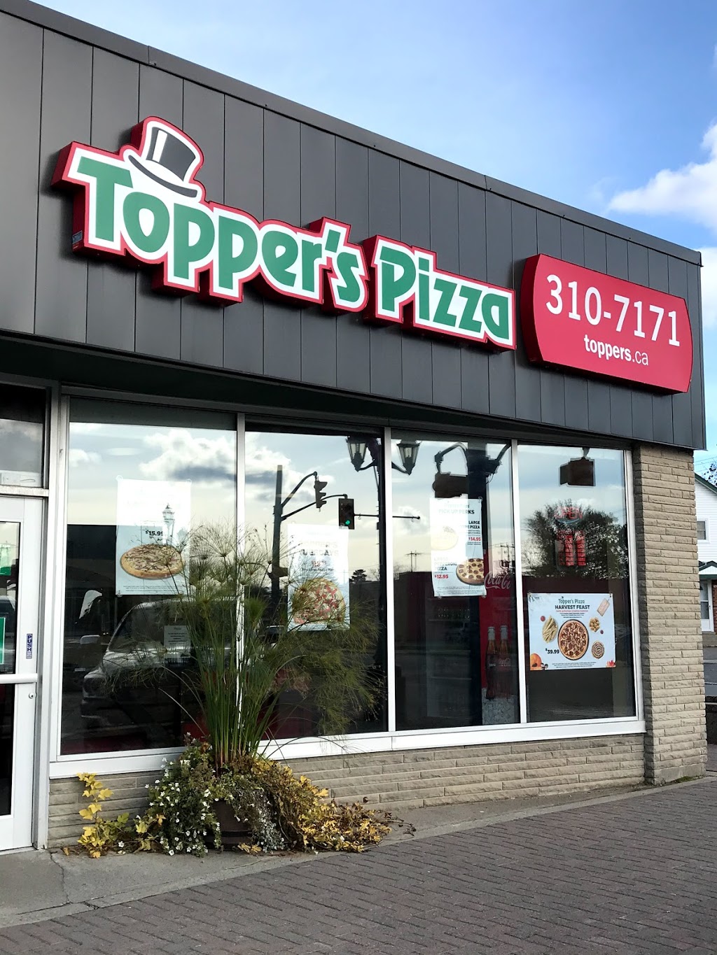 Toppers Pizza - Espanola | 88 Centre St, Espanola, ON P5E 1S4, Canada | Phone: (866) 454-6644