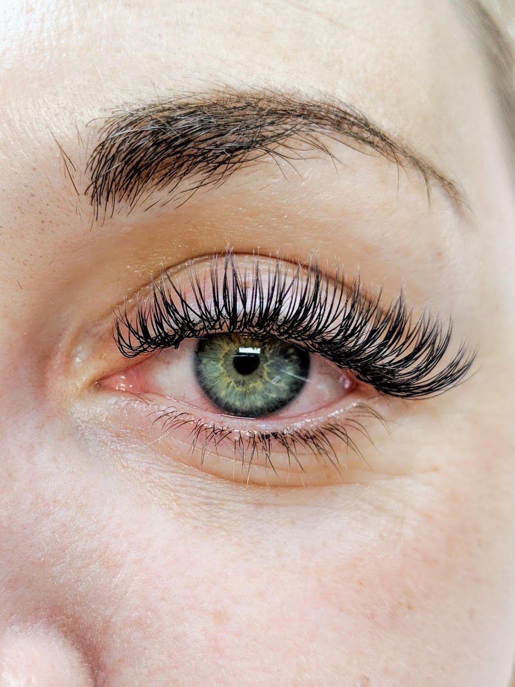 lash + lily | 6628 Granville St, Vancouver, BC V6P 4X2, Canada | Phone: (778) 822-1007