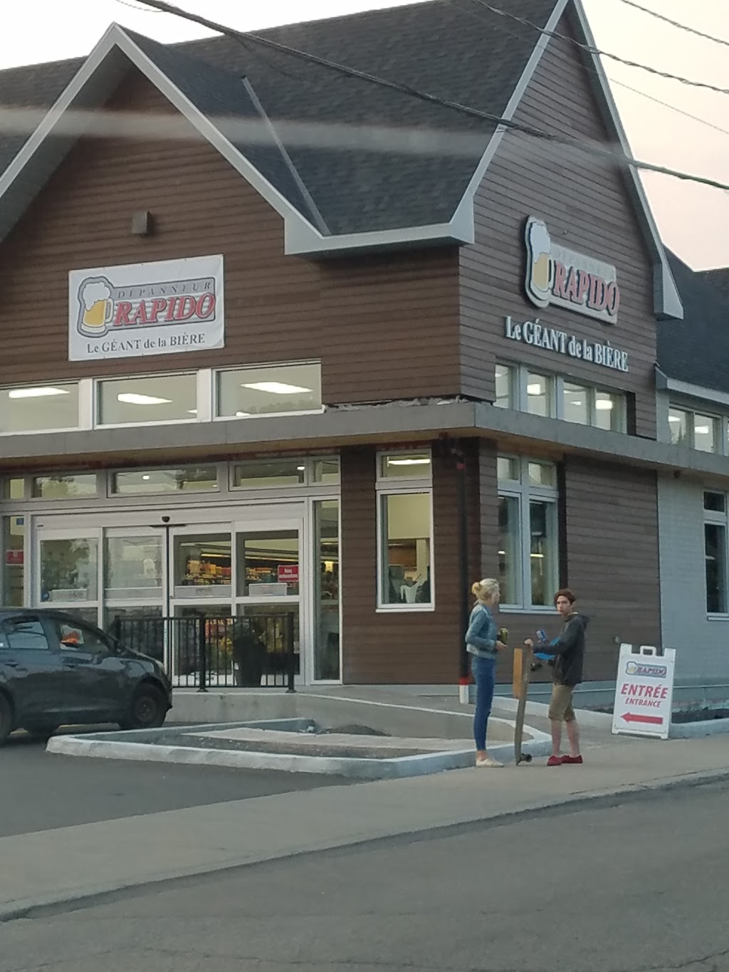 Dépanneur Rapido | 43 Rue Front, Gatineau, QC J9H 4X4, Canada | Phone: (819) 684-7345