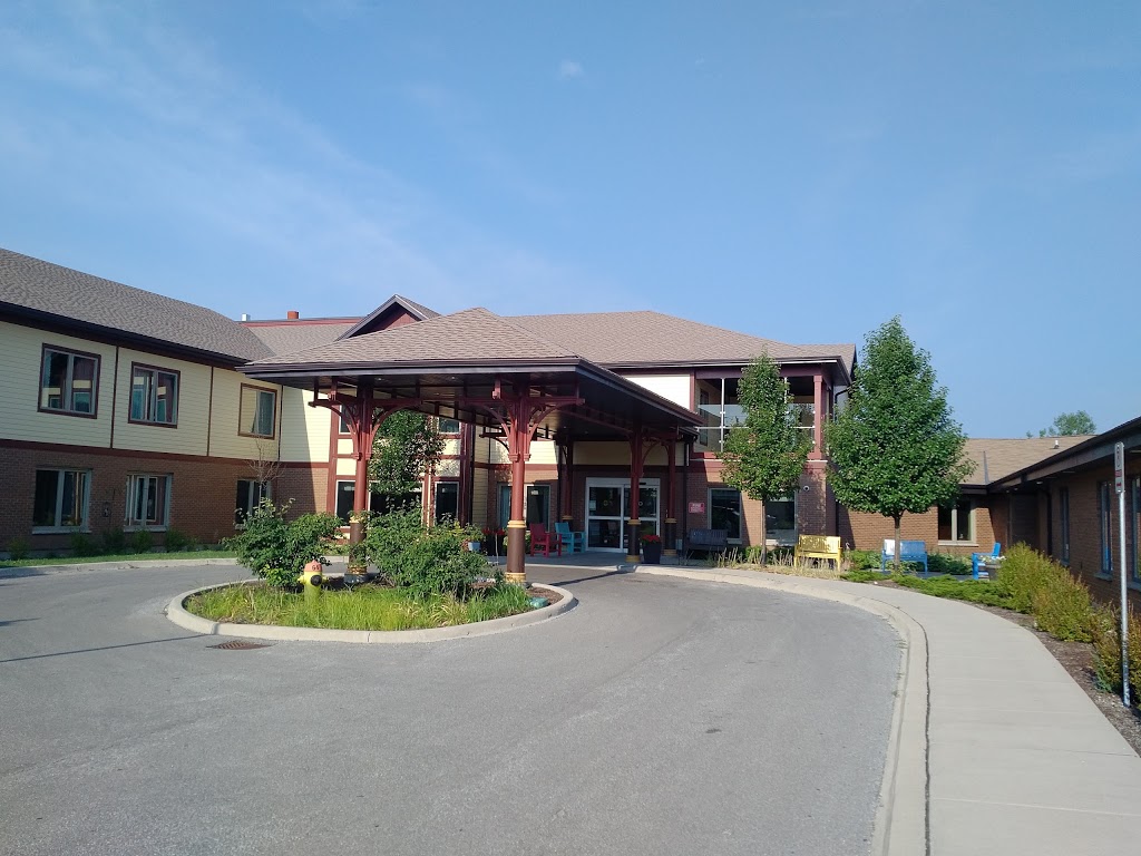 Fiddicks Nursing Home Ltd | 437 1st Ave, Petrolia, ON N0N 1R0, Canada | Phone: (519) 882-0370