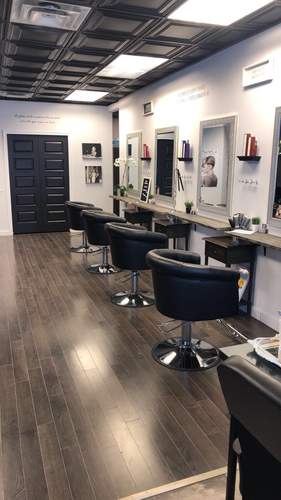 Le Rustik Coiffure et Esthétique | 4600 Boulevard Sainte-Rose, Laval, QC H7R 1Z2, Canada | Phone: (450) 314-2244