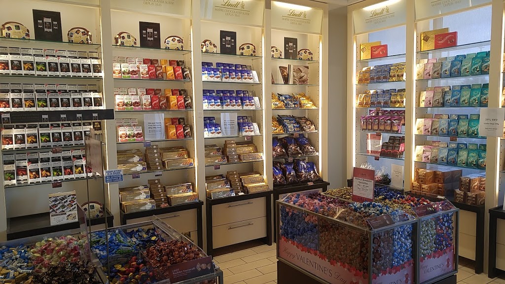 Lindt Chocolate Shop | 4500 King St E Unit 4, Kitchener, ON N2P 2G4, Canada | Phone: (519) 650-9141