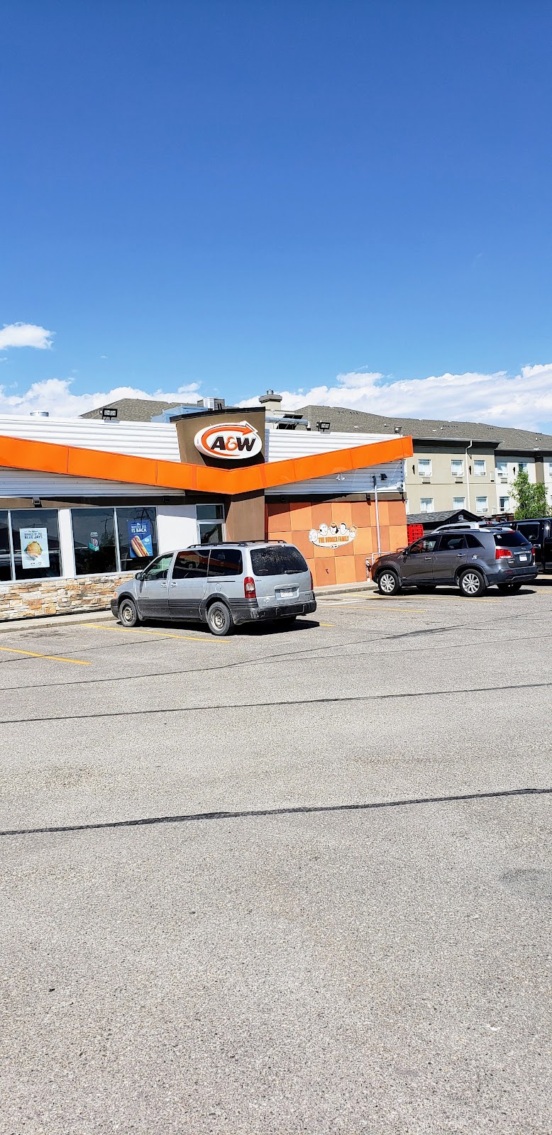 A&W Canada | 1123 Freebairn Ave, Pincher Creek, AB T0K 1W0, Canada | Phone: (403) 627-5635