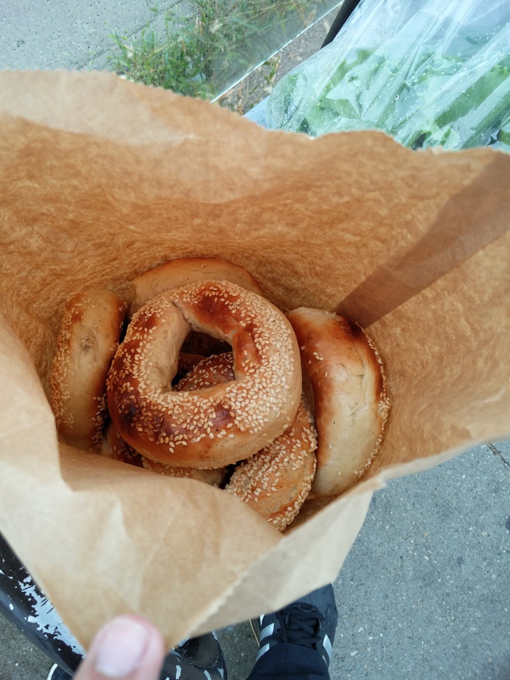 Woodfire Bagels | 2161 Kingsway Dr, Kitchener, ON N2C 1A1, Canada | Phone: (519) 896-5364