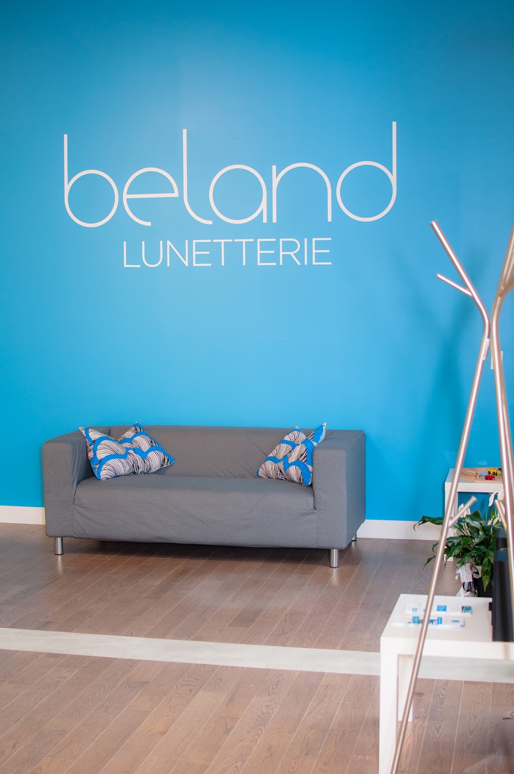 Lunetterie Béland | 11485 1ᴱ Avenue, Saint-Georges, QC G5Y 6R1, Canada | Phone: (418) 221-6154