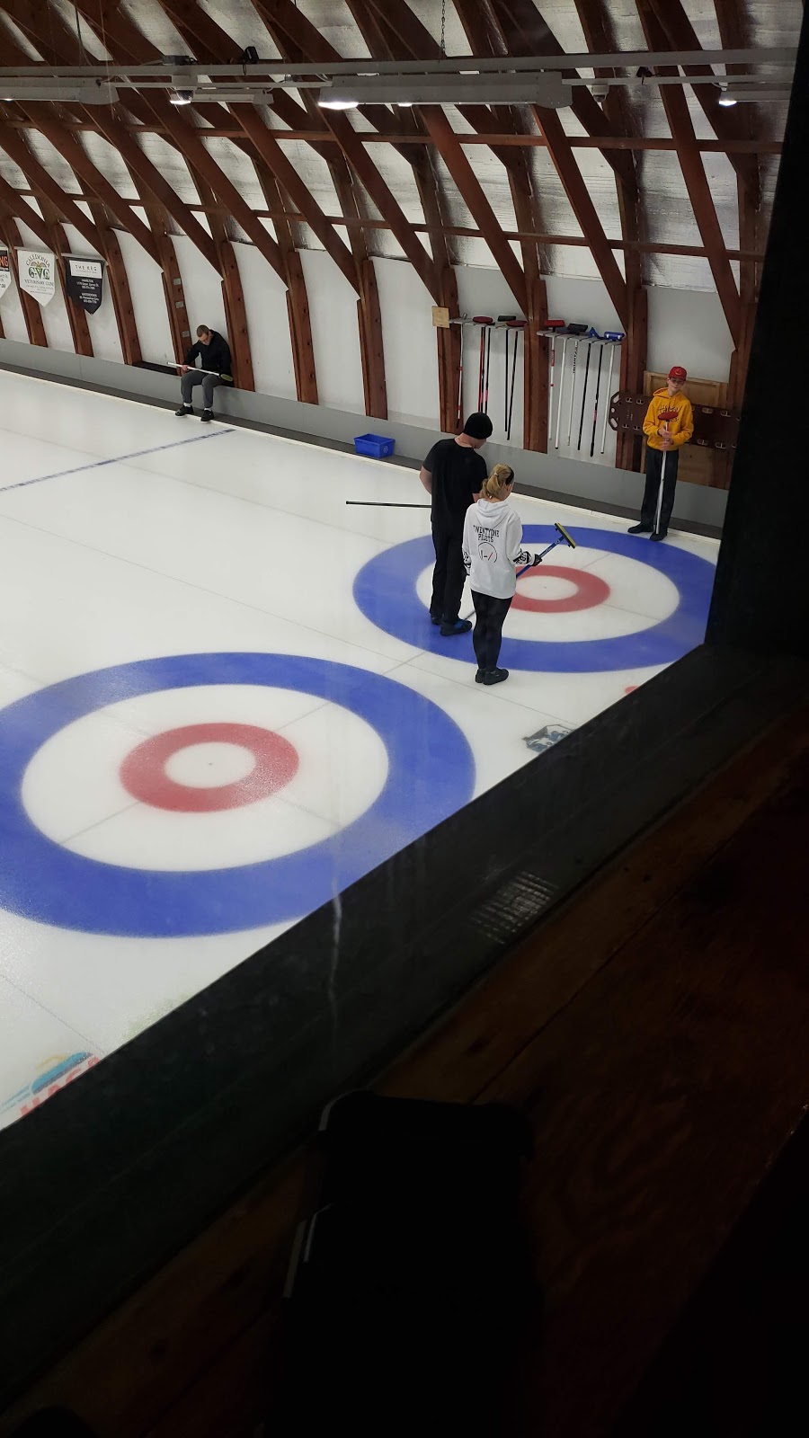 Glanford Curling Club | 3091 Homestead Dr, Mount Hope, ON L0R 1W0, Canada | Phone: (905) 679-9809