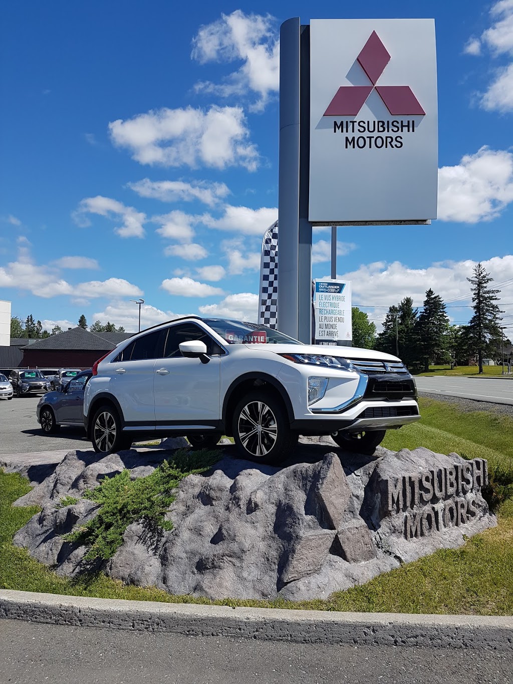 Beauce Mitsubishi | 3250 Route-du-Président-Kennedy, Notre-Dame-des-Pins, QC G0M 1K0, Canada | Phone: (418) 774-8820