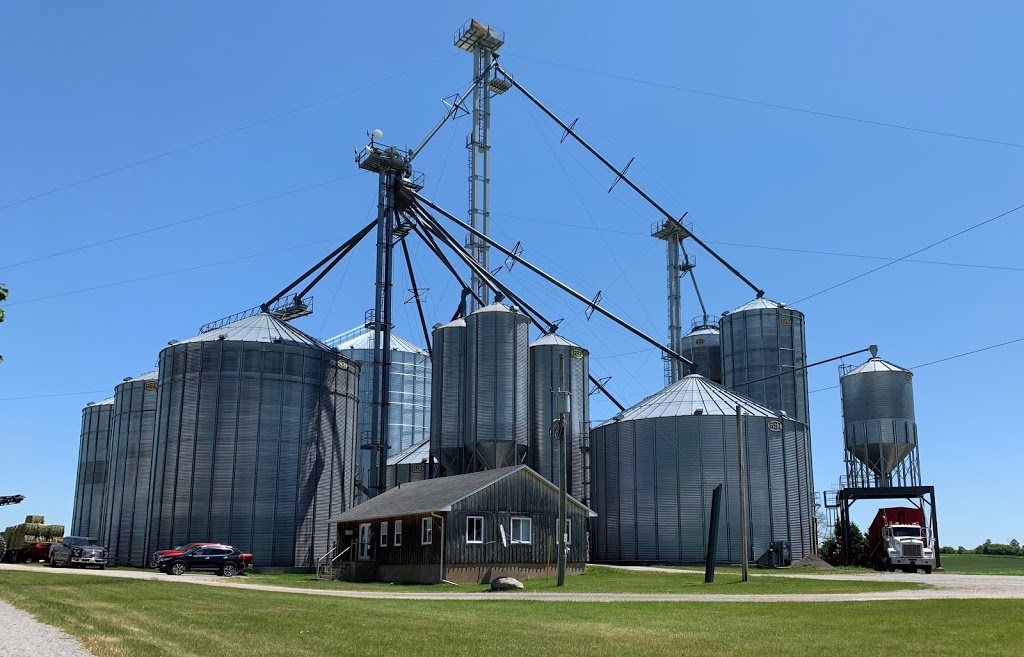 Lockie Farms Grain Elevator | 12799 Concession Rd 4, Zephyr, ON L0E 1T0, Canada | Phone: (905) 473-2361