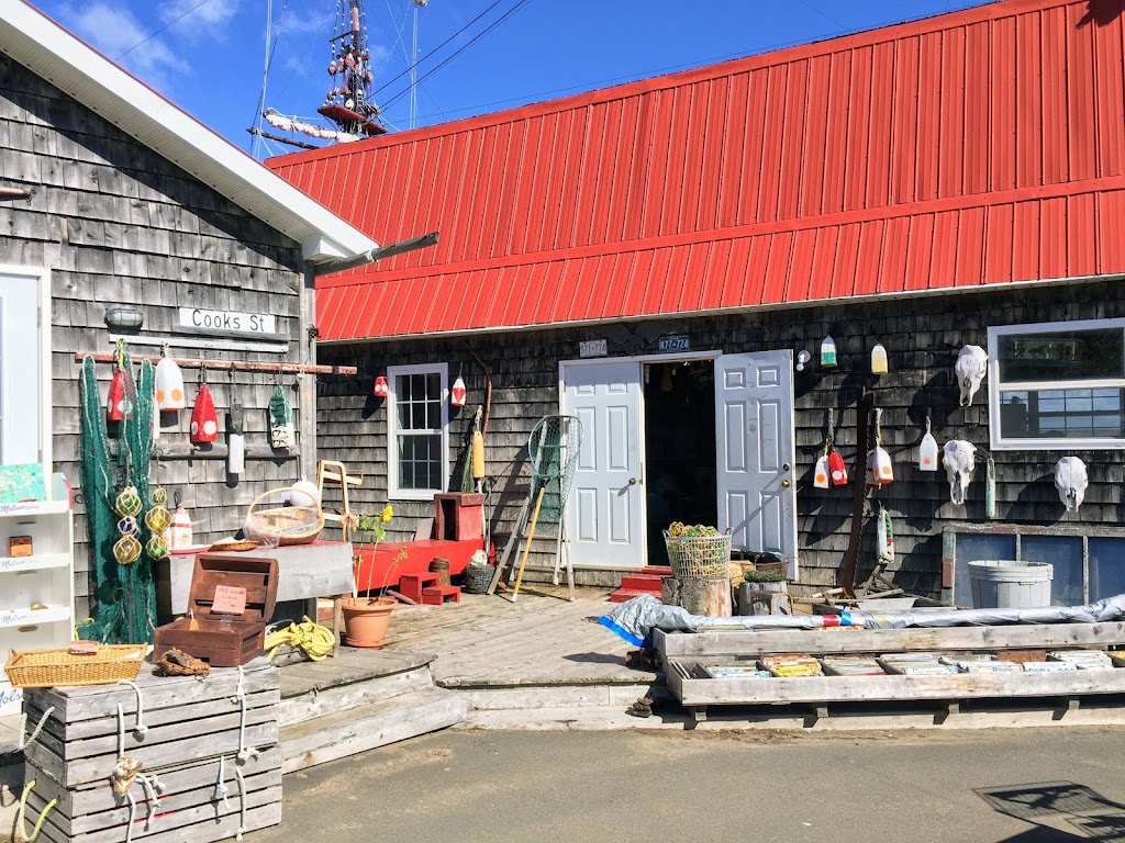 Woodchips What Knots Classy Collectibles and Antiques | 1554 Rte 475Hy, Baie de Bouctouche, NB E4S 4R2, Canada | Phone: (506) 743-5222