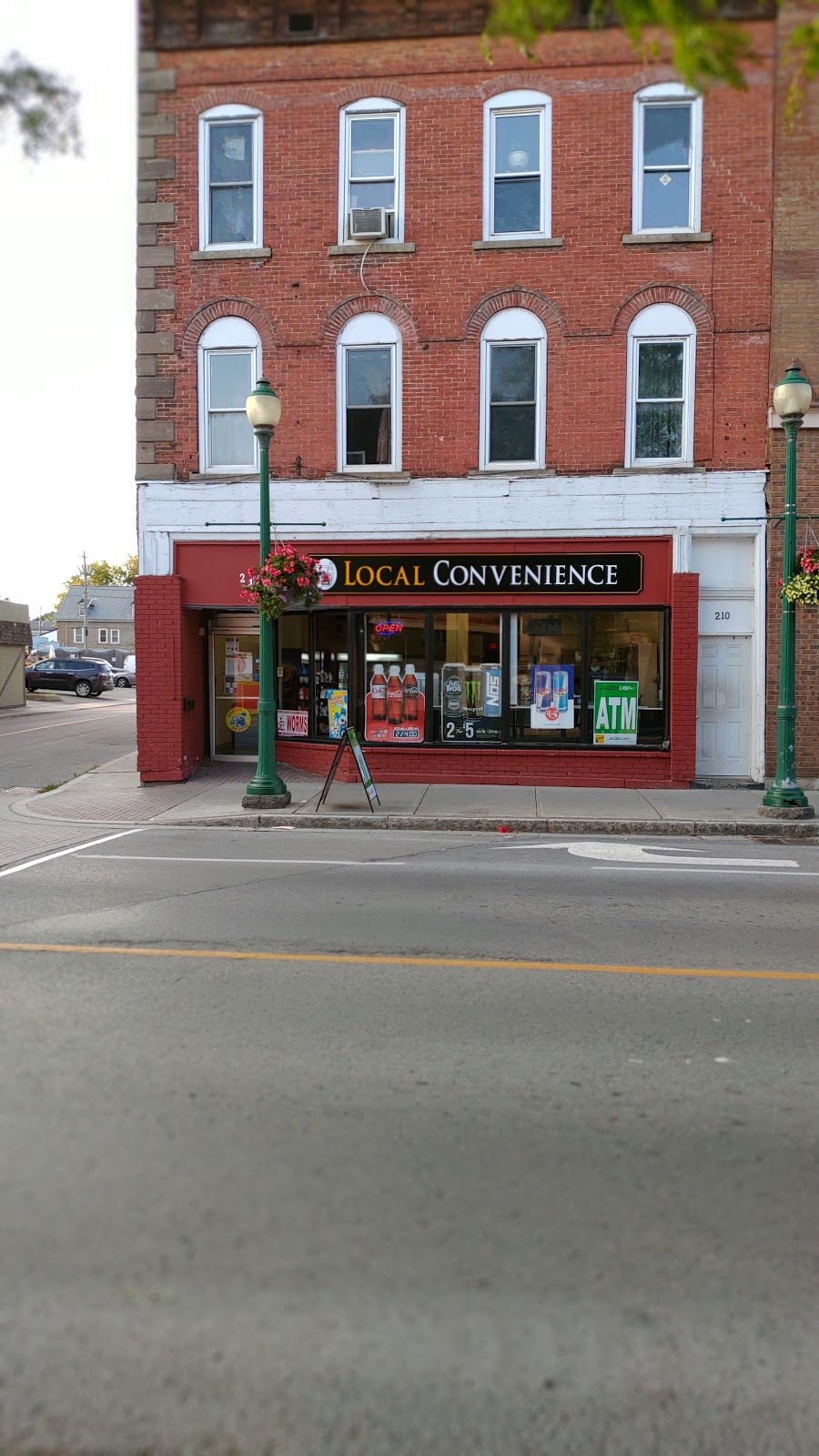 LOCAL CONVENIENCE | 212 King St W, Brockville, ON K6V 3R5, Canada | Phone: (613) 499-7777