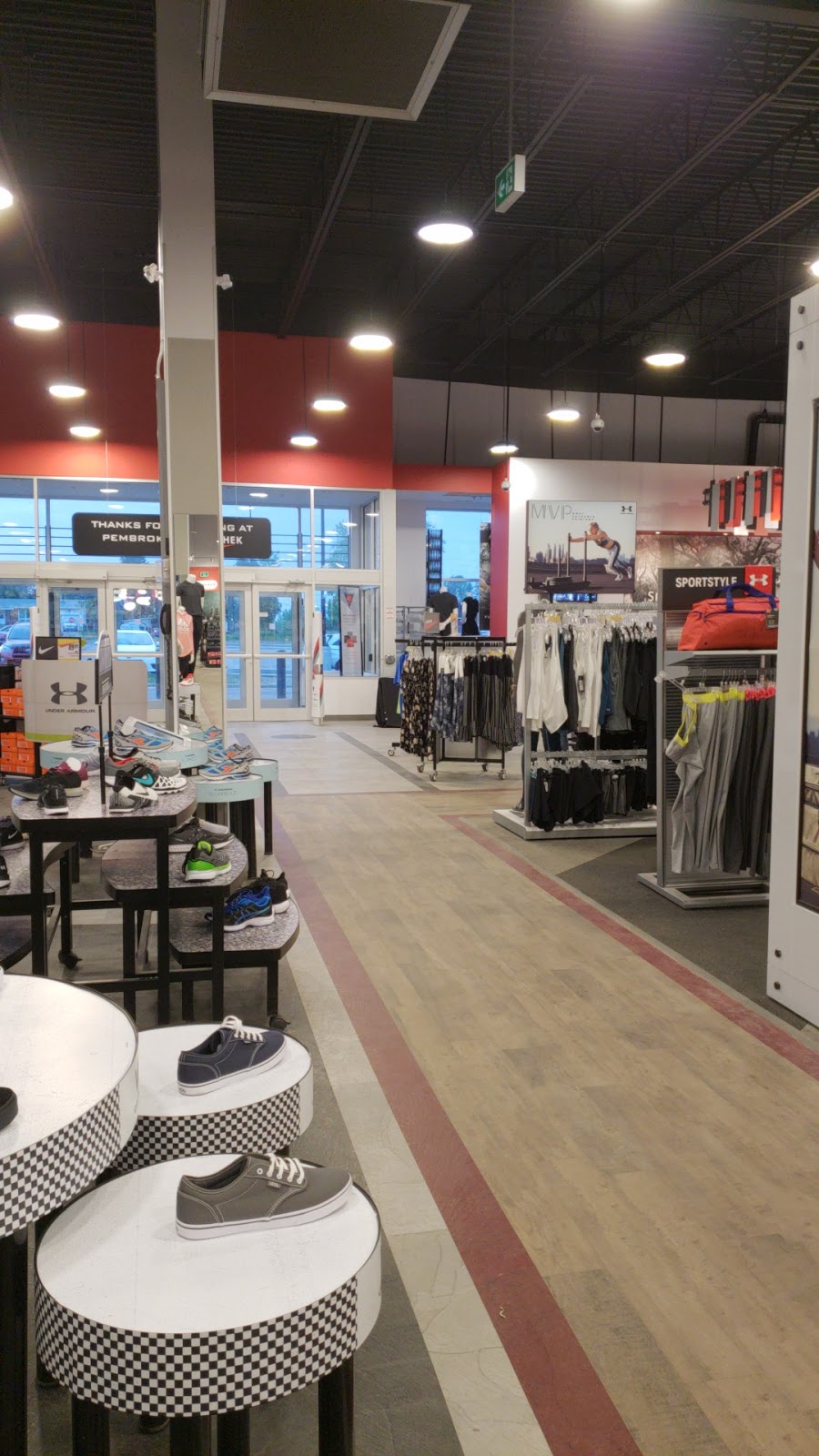 Sport Chek | 15 Robinson Ln c, Pembroke, ON K8A 0A5, Canada | Phone: (613) 735-3016