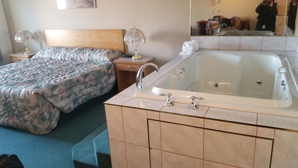 Western Budget Motel Red Deer # 2 | 57 Gasoline Aly E, Red Deer County, AB T4E 1B1, Canada | Phone: (403) 347-2177