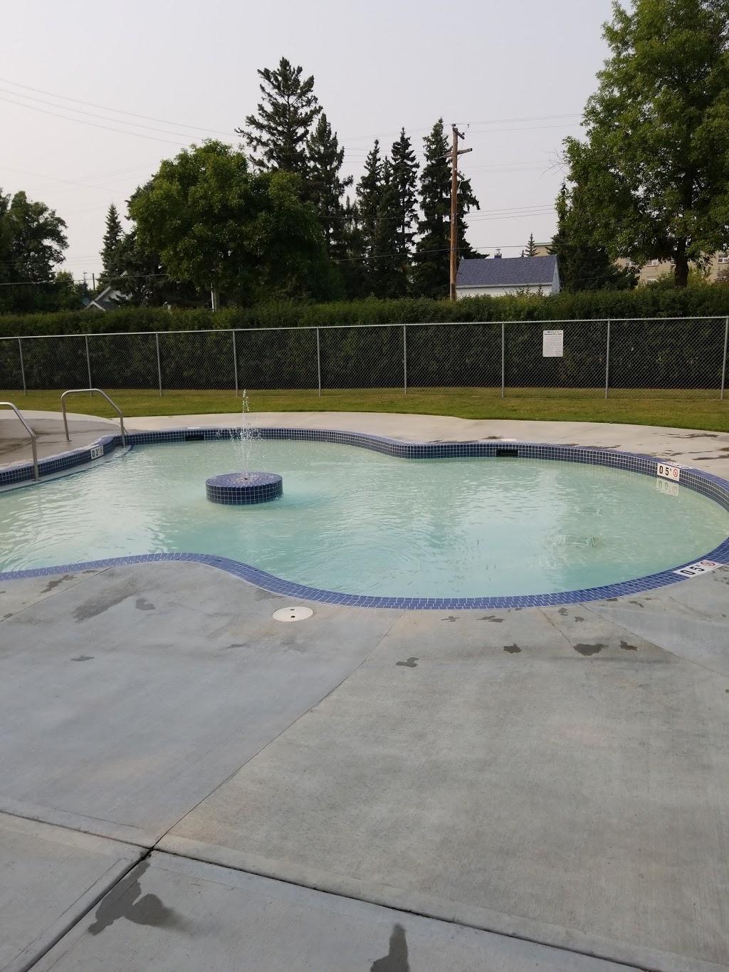 Rob Naylor Splash Park | 221 4 Ave N, Three Hills, AB T0M 2A0, Canada | Phone: (403) 443-2111