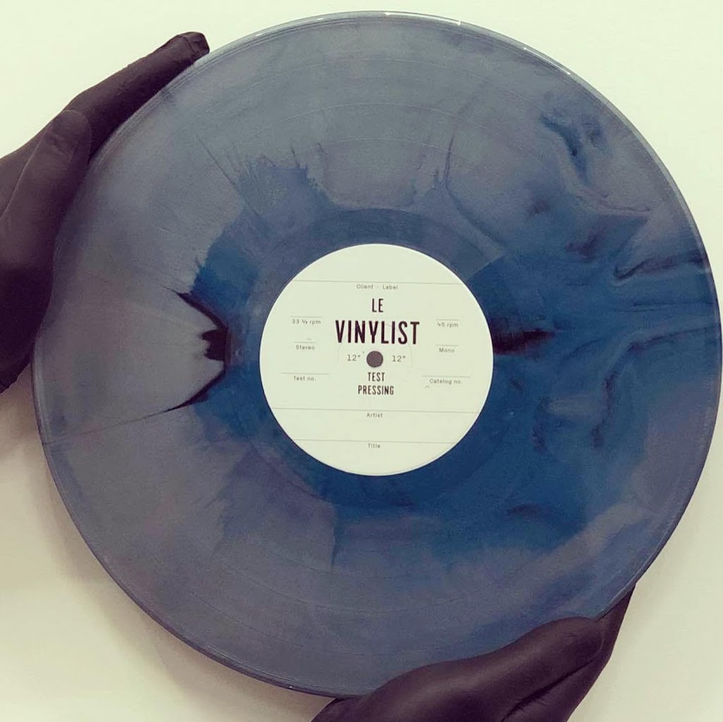 Le Vinylist | 5264 Bd Wilfrid-Hamel, Québec, QC G2E 2H2, Canada | Phone: (418) 576-6651