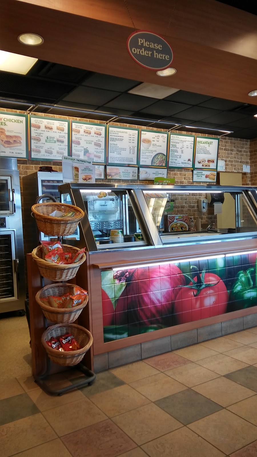 Subway | 95 Lincoln St Unit #14, Welland, ON L3C 7C3, Canada | Phone: (905) 714-9402