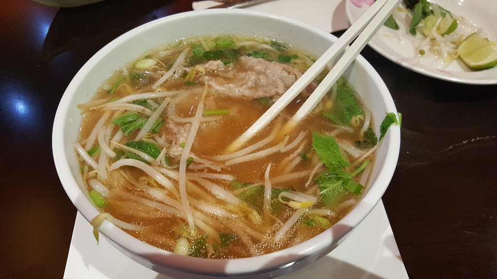 Pho Nam Thanh Restaurant | 80 Dundas St E, Dundas, ON L9H 7K6, Canada | Phone: (905) 690-9181