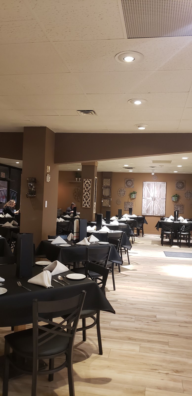 Nellos Downtown | 11520 100 Ave NW, Edmonton, AB T5K 1V4, Canada | Phone: (780) 250-8505