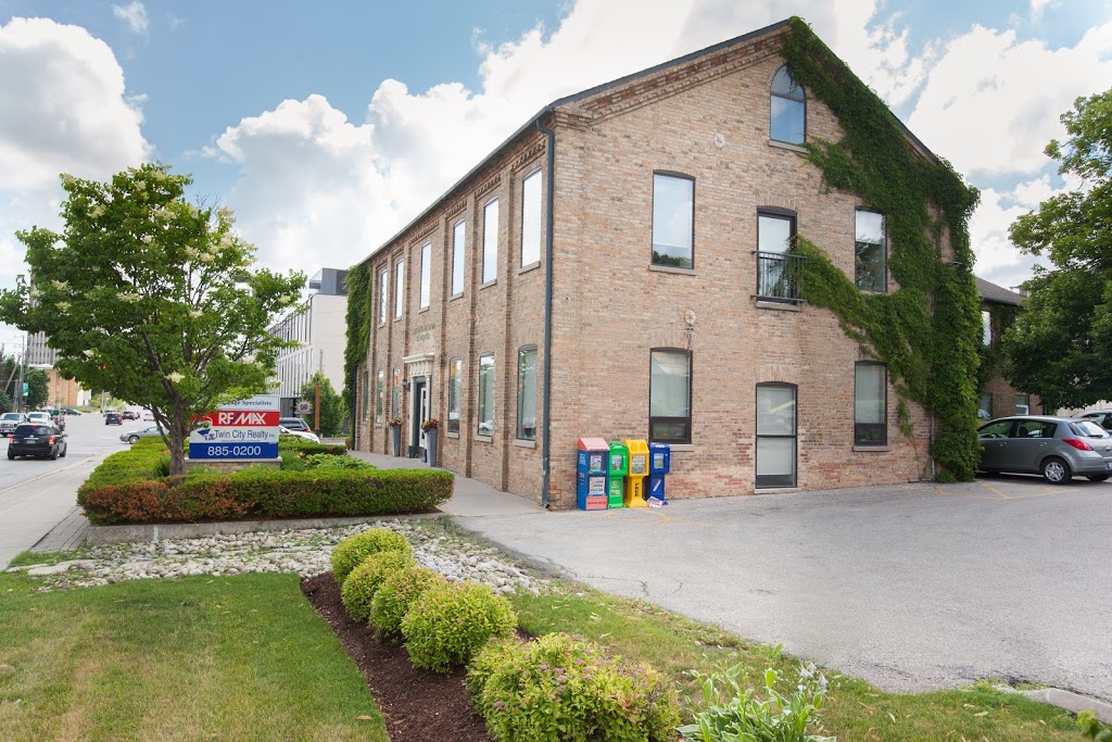 RE/MAX Twin City Realty Inc., Brokerage | 83 Erb St W, Waterloo, ON N2L 6C2, Canada | Phone: (519) 885-0200