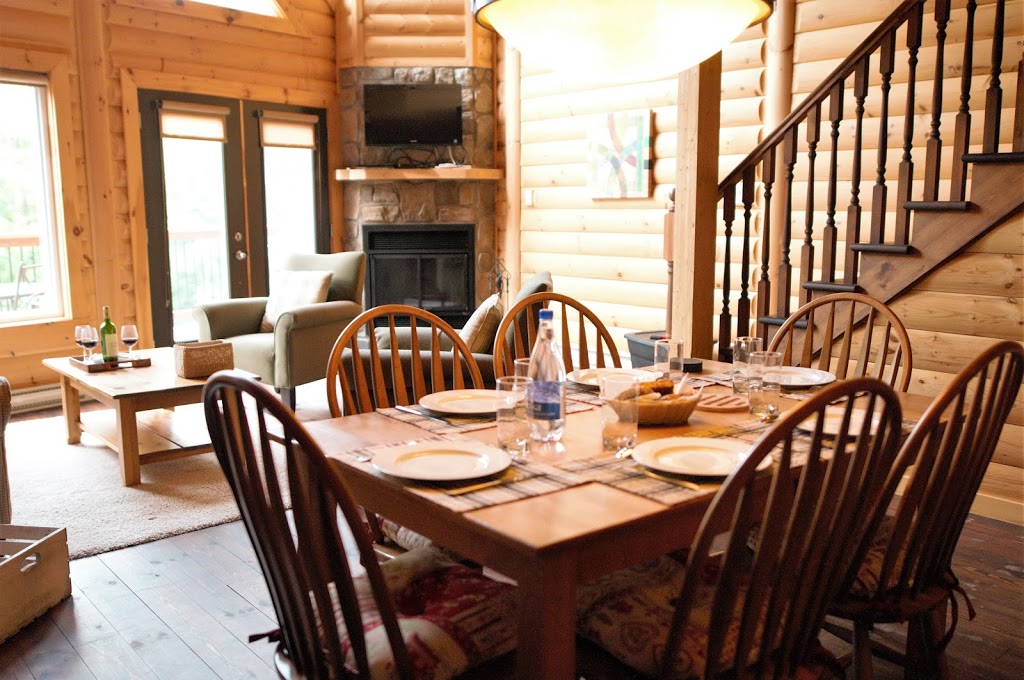 Selenia Lodge | 679 Chemin Rockway-Valley, Amherst, QC J0T 2L0, Canada | Phone: (819) 687-8710