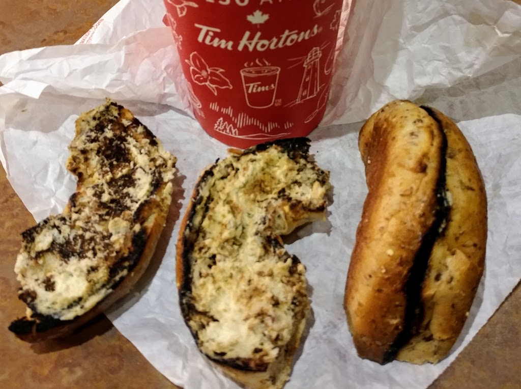 Tim Hortons | 587 Third Line, Oakville, ON L6L 4A8, Canada | Phone: (905) 825-3943