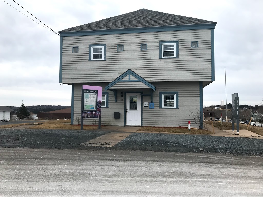 Lunenburg Visitor Information Centre | 11 Blockhouse Hill Rd, Lunenburg, NS B0J 2C0, Canada | Phone: (902) 634-8100