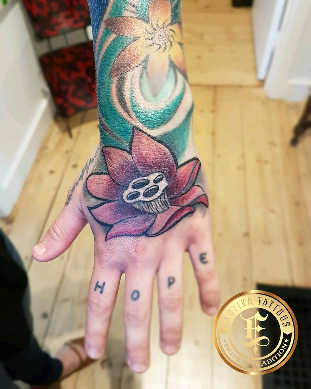 Exotika Tattoos Co. | 9 Rue Principale, Gatineau, QC J9H 3K9, Canada | Phone: (819) 685-3535