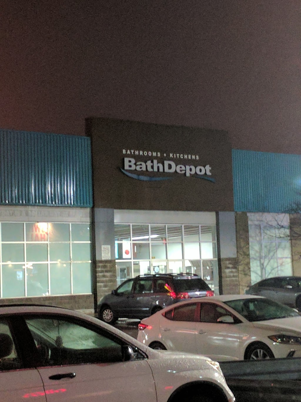 Bath Depot Stockyards | 590 Keele St, Toronto, ON M6N 3E2, Canada | Phone: (647) 456-7778