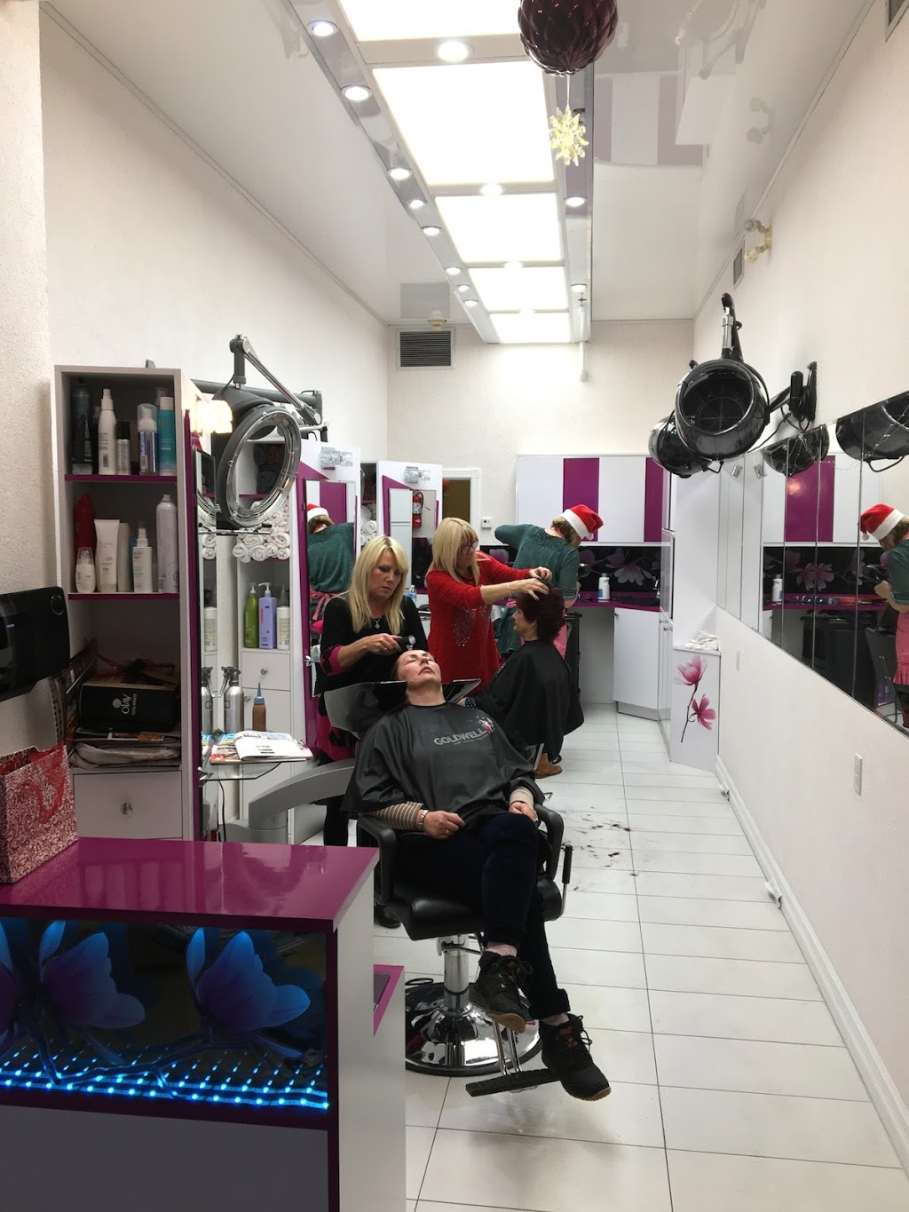 Innas Coiffure Hair Salon | #12, 1500 Islington Ave, Etobicoke, ON M9A 3L8, Canada | Phone: (416) 233-2333