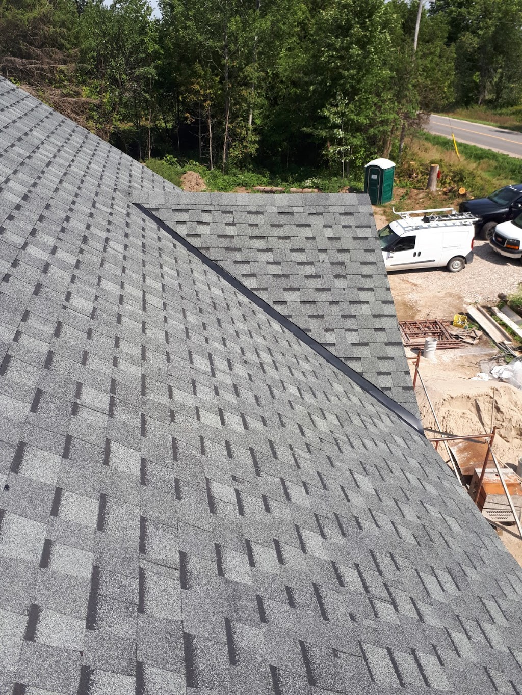 Carrière Roofing Inc. - METAL, SHINGLE AND FLAT ROOFING IN OTTAW | 5889 County Rd 17, Plantagenet, ON K0B 1L0, Canada | Phone: (613) 255-0229