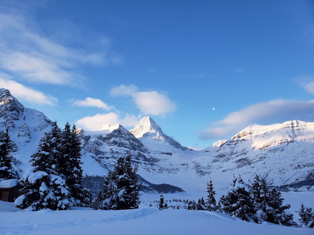 Assiniboine Lodge | Mount Assiniboine Provincial Park, East Kootenay G, BC V0A 1E0, Canada | Phone: (403) 678-2883