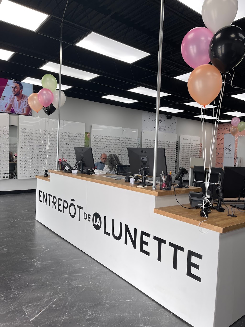 Entrepôt de la Lunette Sorel-Tracy | 3150 Bd de Tracy, Sorel-Tracy, QC J3R 5M7, Canada | Phone: (450) 954-0937