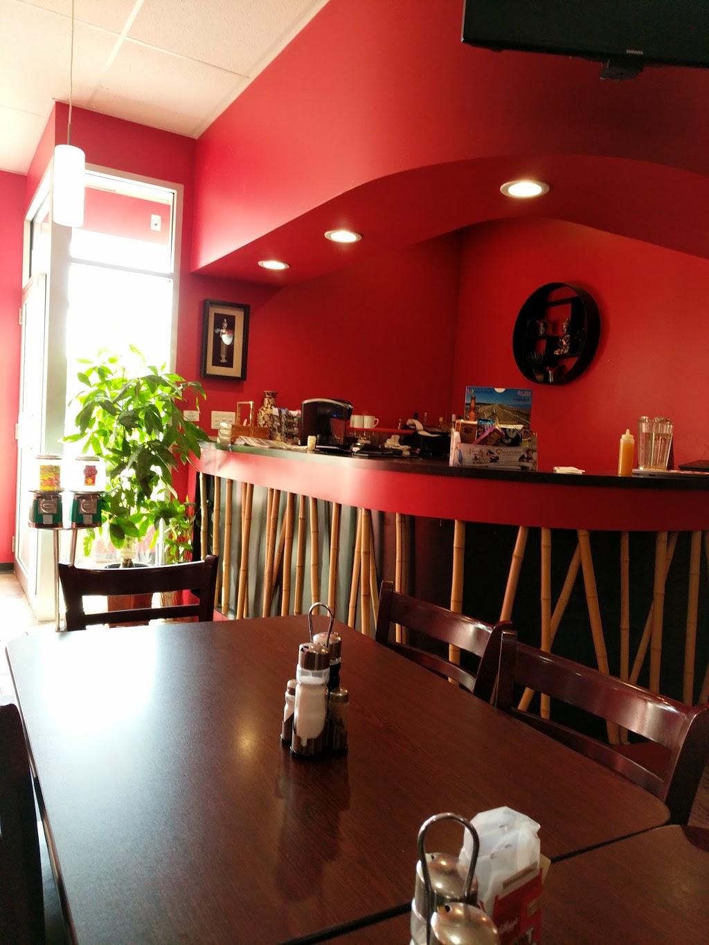 Fong Sing Restaurant | 278 Lacewood Dr, Halifax, NS B3M 3M9, Canada | Phone: (902) 443-2010