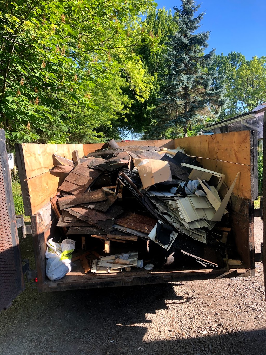 J.O. Junk Removal Services | 2417 Hwy 6 South, Jarvis, ON N0A 1J0, Canada | Phone: (905) 379-7962