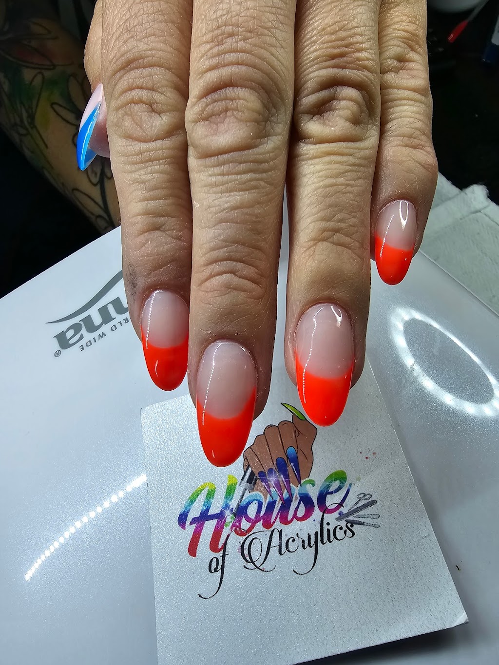 House Of Acrylics | 459 Draper St, Pembroke, ON K8A 4X3, Canada | Phone: (613) 735-8403