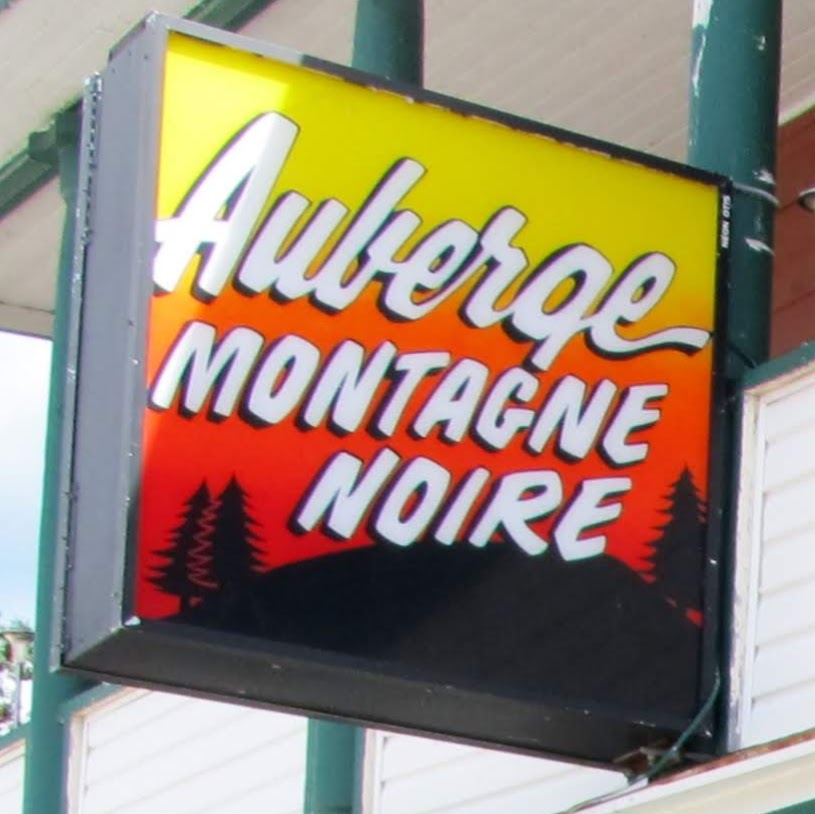 Auberge Montagne Noire | 63 Rue Principale, Ripon, QC J0V 1V0, Canada | Phone: (819) 983-7351