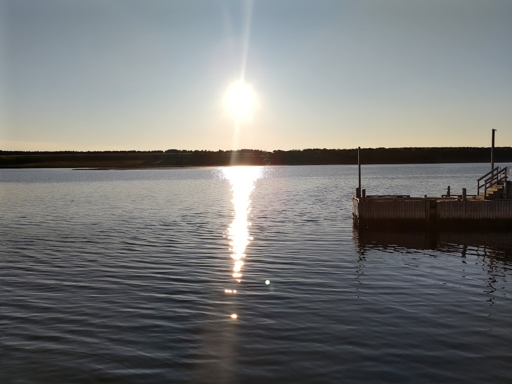 Harbour Restaurant and Bar | 15299 Cabot Trail, Petit Étang, NS B0E 2M0, Canada | Phone: (902) 224-1144