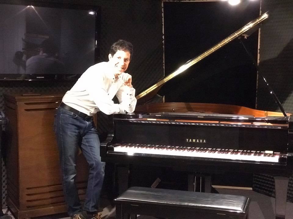 Michael Keyz Private Piano & Singing Lessons | 46 Rue Roger-Pilon, Dollard-des-Ormeaux, QC H9B 1A2, Canada | Phone: (514) 668-7824