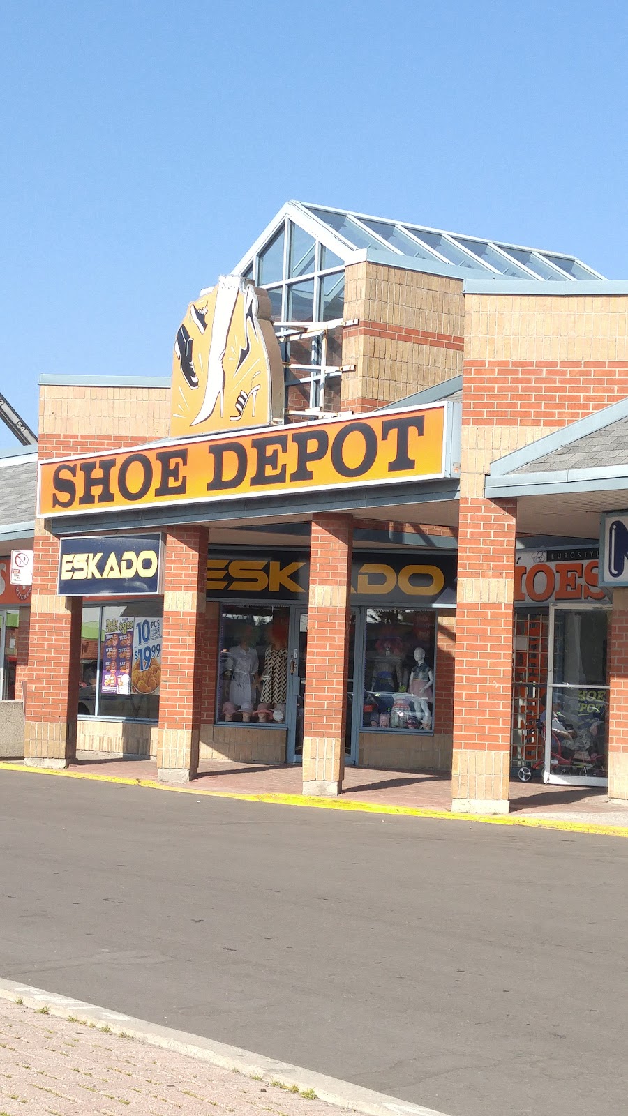 Shoe Depot, The House of Shoes | 800 Steeles Ave W, Thornhill, ON L4J 7L2, Canada | Phone: (905) 532-0616