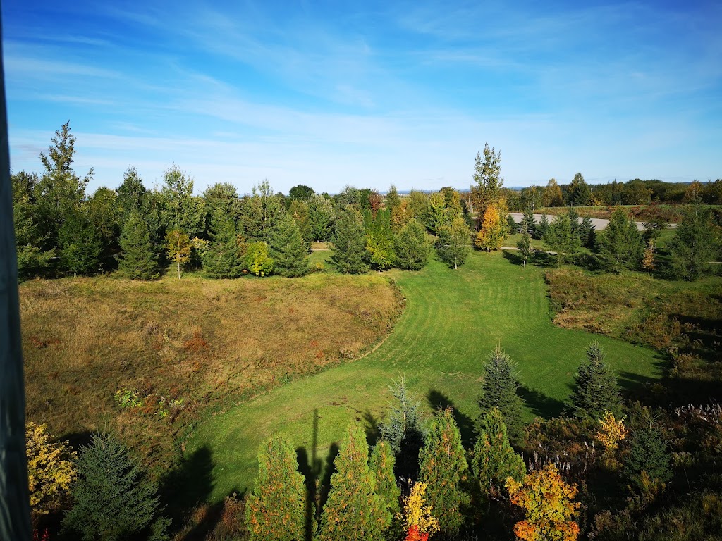 Arboretum de la presquIle Croft | Adresse physique : 2e rang Est, 32e Chemin, secteur Lac-à-la-Croix, Métabetchouan-Lac-à-la-Croix, QC G8G 2H2, Canada | Phone: (418) 349-2060