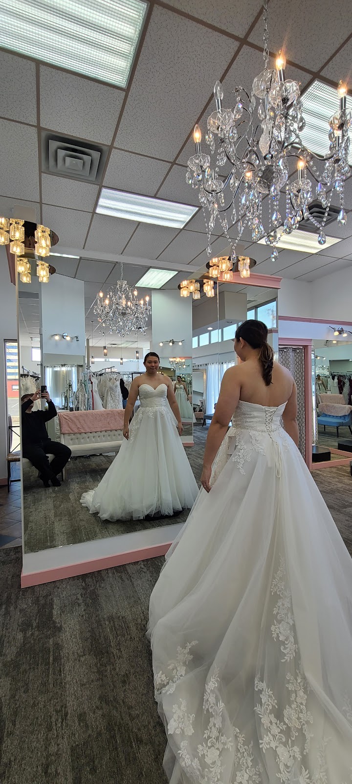 Blissful Bridal | 7004 Macleod Trail, Calgary, AB T2H 0L3, Canada | Phone: (403) 291-0383