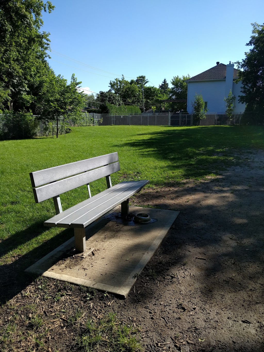 Parc à Chien Alexis-Carel Dog Park | 1111 Avenue Cardinal #1089, Boisbriand, QC J7G 3J2, Canada