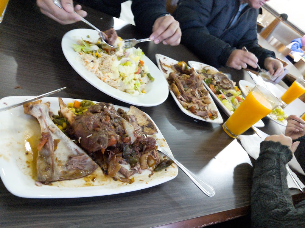 Hamdi Restaurant Somali Cuisine | 18 Rexdale Blvd, Etobicoke, ON M9W 5Z3, Canada | Phone: (416) 745-7888